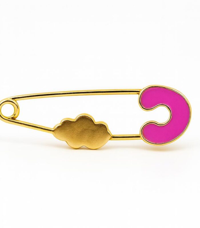 Gold brooche