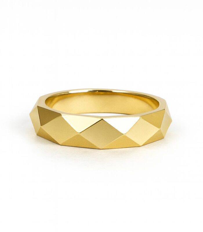 Gold wedding band
