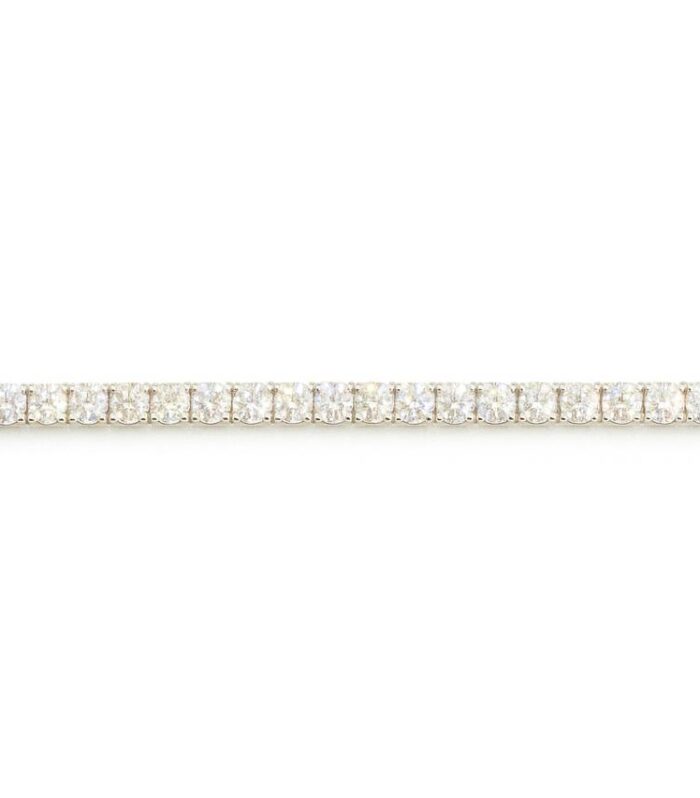 Diamond tennis bracelet