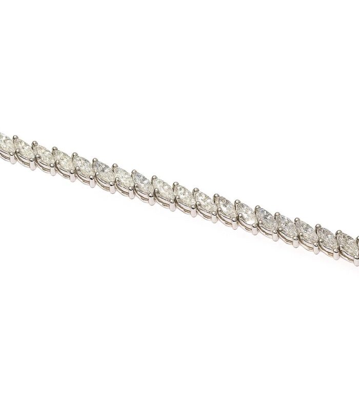 Diamond tennis bracelet