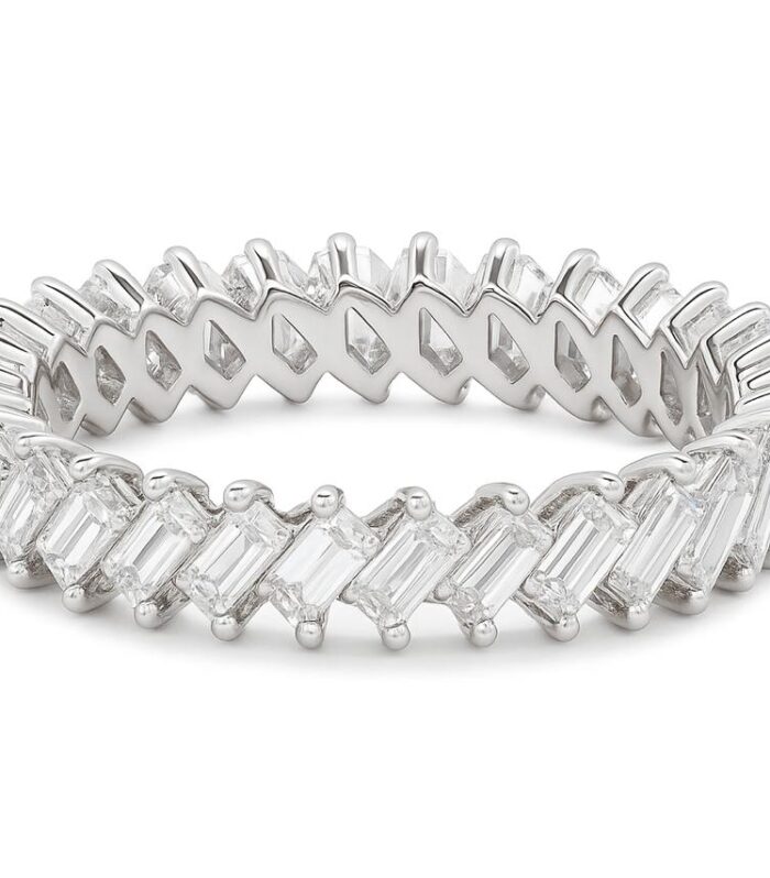 Diamond wedding band