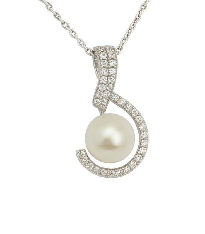 Diamond pendant