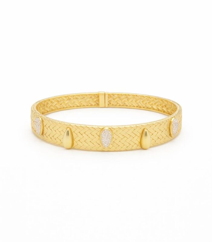 Gold bangle
