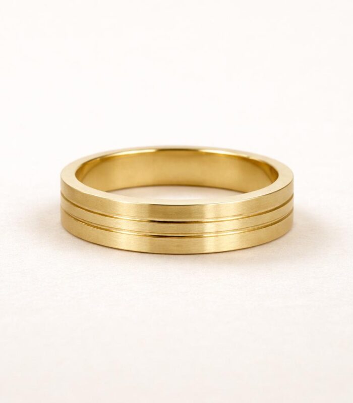 Gold wedding band