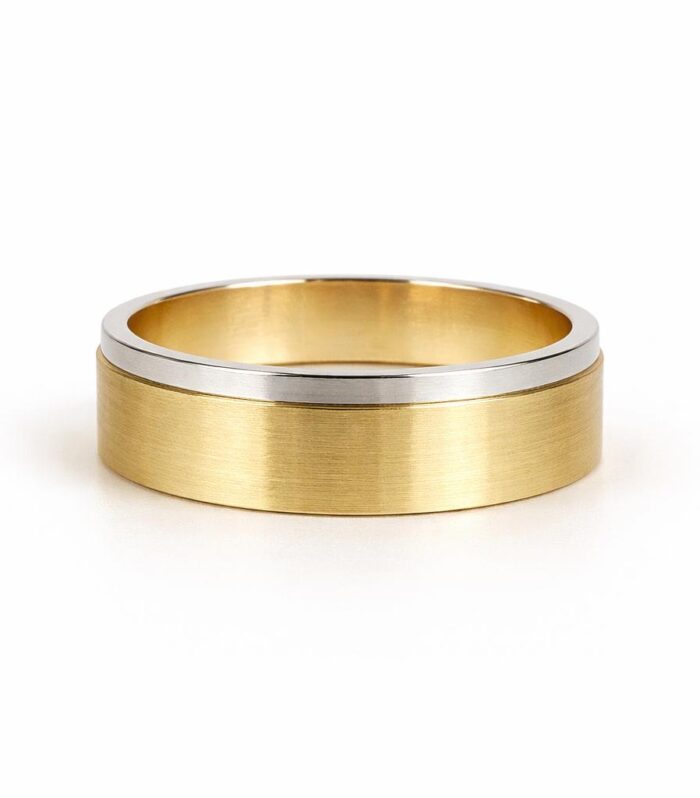 Gold wedding band
