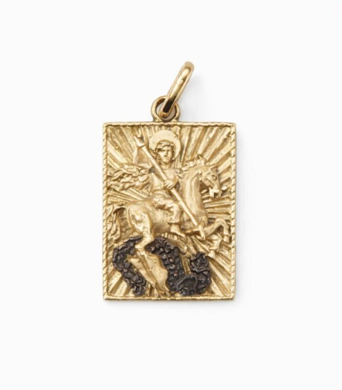 Gold pendant