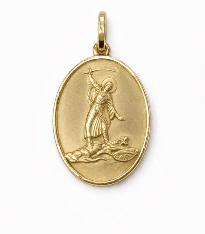 Gold pendant