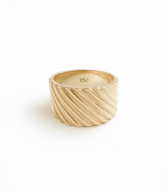 Gold ring