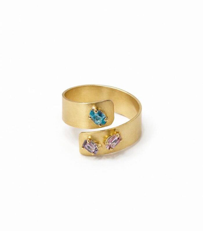 Gold ring