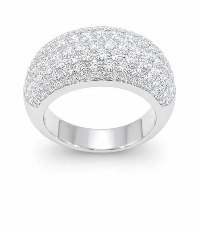 Diamond wedding band