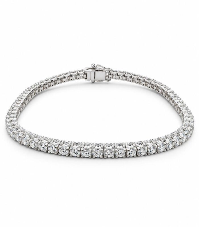 Diamond tennis bracelet
